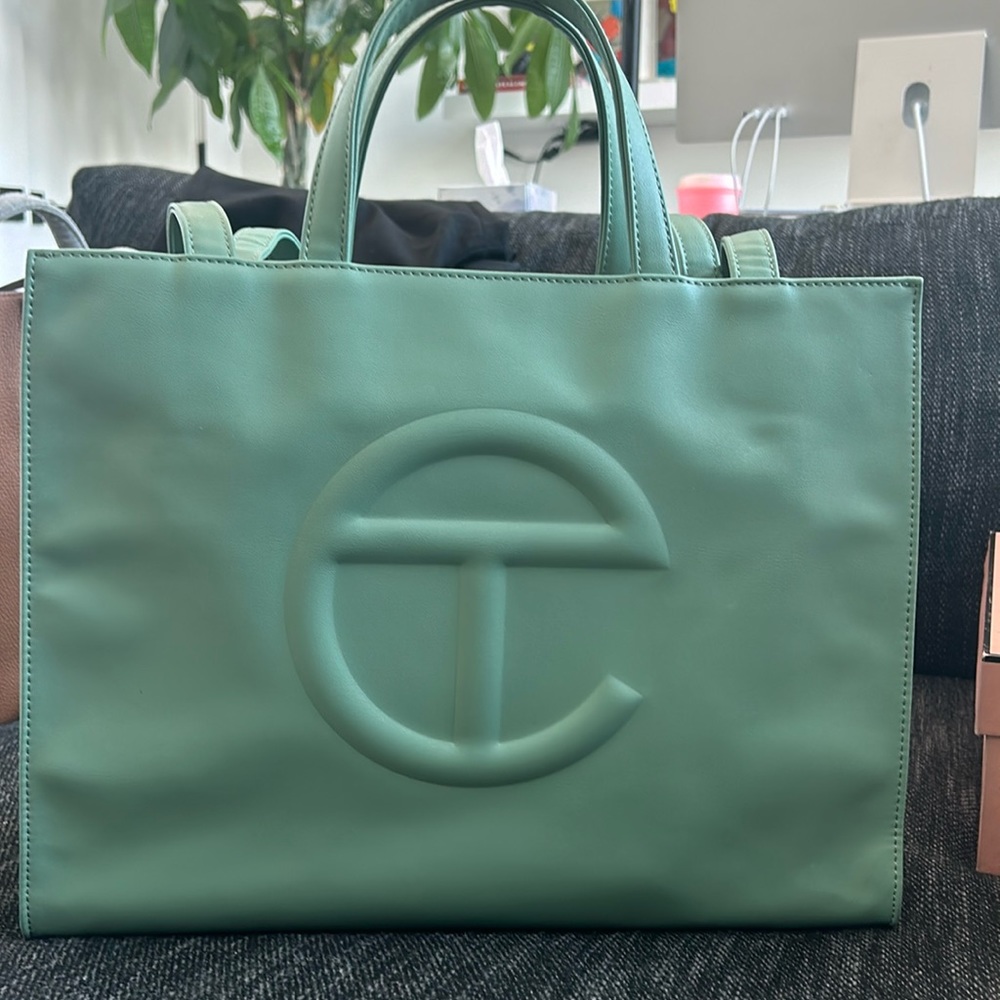 SOLD!!! Telfar Medium Shopping Bag Purse Tote Mint Sage Green 👜